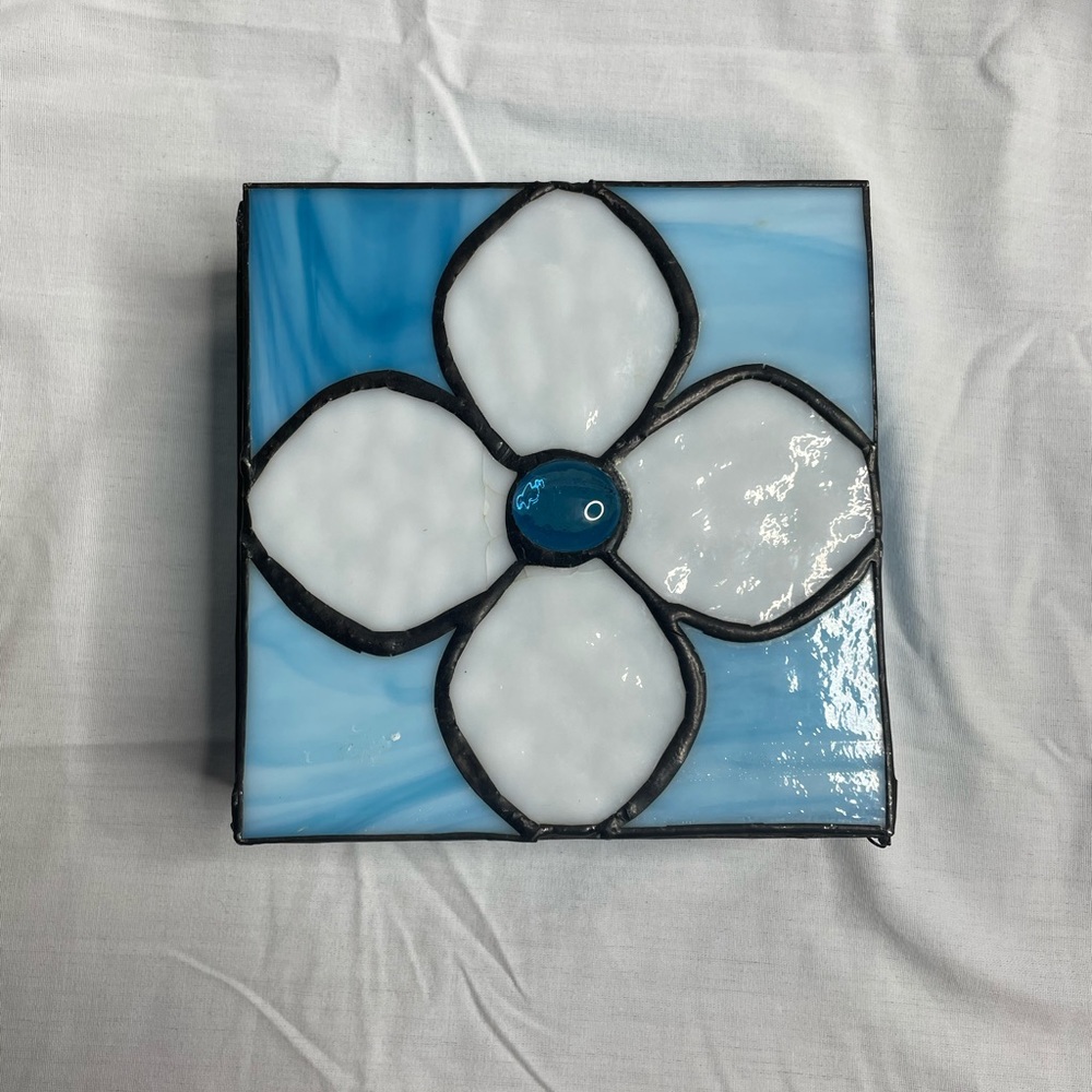 Vintage handmade art stained glass trinket box